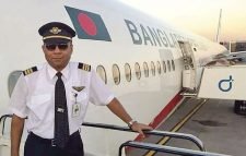 বাংলাদেশ বিমানের সেই পাইলট ‘কোমায়’