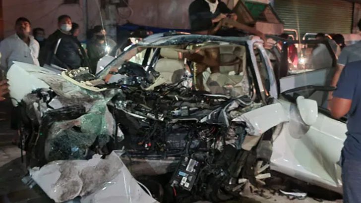 গাছের সঙ্গে প্রাইভেটকারের ধাক্কায় এমপির ছেলেসহ নিহত ৭