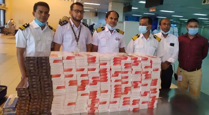 বিমানবন্দরে সাড়ে ৭ লাখ টাকার সিগারেট জব্দ