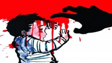 স্বামীর নতুন সঙ্গীর ছবি দেখে ৫ সন্তানকে হত্যা করেছিলেন মা!