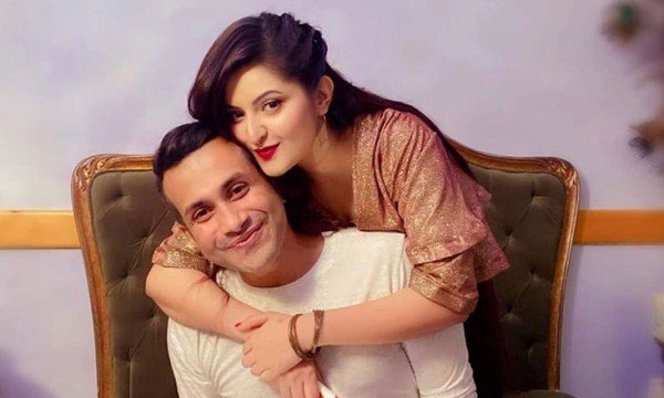 এবার পরীমণির কস্টিউম ডিজাইনার জিমি আটক