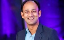 ব্যারিস্টার সুমনকে যুবলীগ থেকে অব্যাহতি