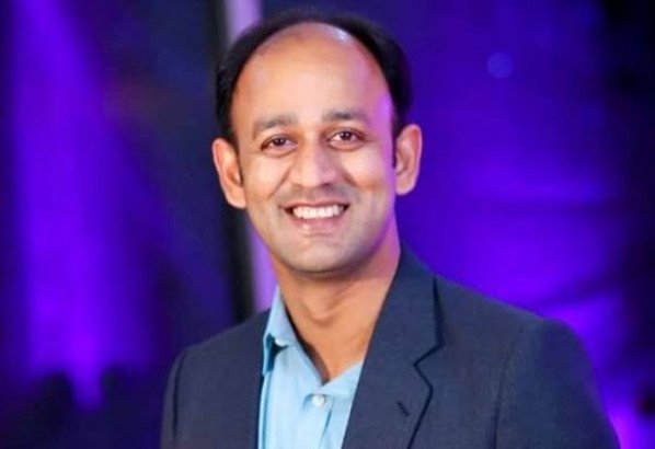 ব্যারিস্টার সুমনকে যুবলীগ থেকে অব্যাহতি