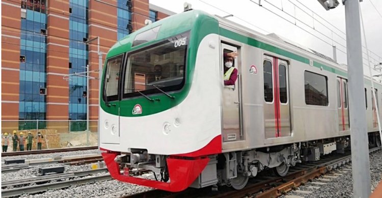 রাজধানীতে পরীক্ষামূলক চলাচল শুরু করলো স্বপ্নের মেট্রোরেল
