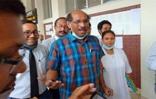 খালাস পেলেন সাংবাদিক প্রবীর শিকদার