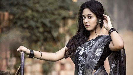 অনুদানের সিনেমায় দীঘি