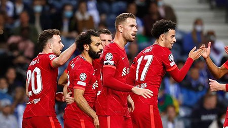 পোর্তোকে গোল বন্যায় ভাসালো লিভারপুল