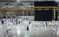 হজ ও ওমরাহ নিয়ে আলোচনায় সৌদি আরবে ধর্ম প্রতিমন্ত্রী