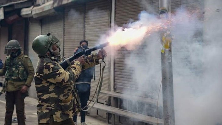 কাশ্মীরে ‘নৃশংসতা’ নিয়ে শ্বেতপত্র প্রকাশ করল পাকিস্তান