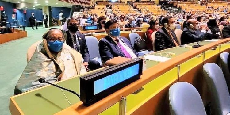 বাংলাদেশের লাভজনক খাতে মার্কিন বিনিয়োগের আহ্বান প্রধানমন্ত্রীর