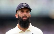 সাদা জার্সিতে আর মাঠে দেখা যাবে না মঈন আলীকে