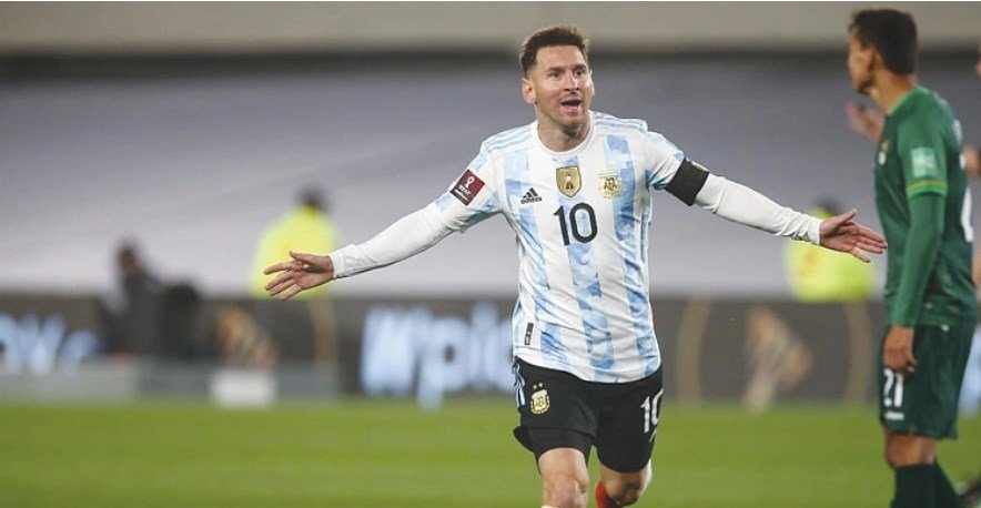 মেসির হ্যাটট্রিকে আর্জেন্টিনার দুর্দান্ত জয়
