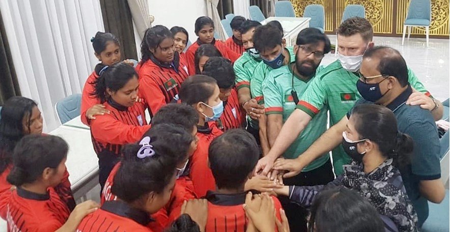 ম্যাচ জিতলেই ৩ হাজার ডলার পুরস্কার পাবেন সাবিনারা