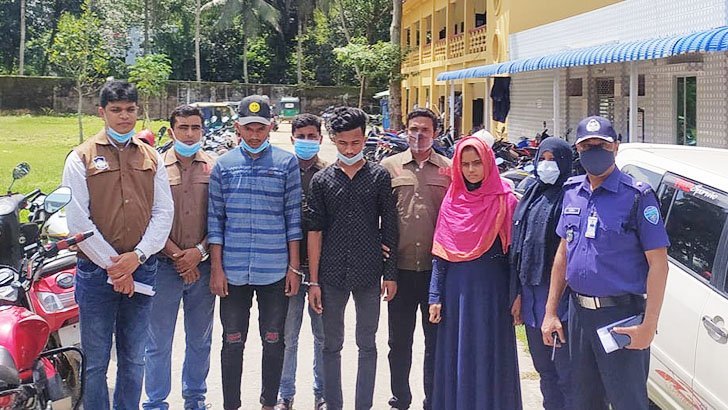 সস্ত্রীক চিকিৎসক খুন: পরকীয়া প্রেমিককে নিয়ে কিলিং মিশনে অংশ নেন পুত্রবধূ