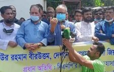 ‘একই বুলি বারবার আওড়ান কাদের’