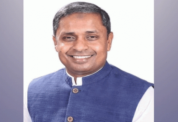 বিকালে শপথ নিবেন হাবিব