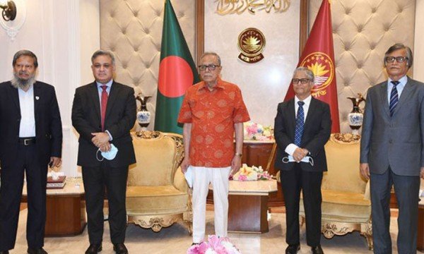 বিশ্ববিদ্যালয়গুলোকে সর্বত্র যথাযথ স্বাস্থ্যবিধি মানার নির্দেশ রাষ্ট্রপতির