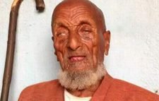 বিশ্বের সবচেয়ে বয়স্ক ব্যক্তি বেঁচেছিলেন ১২৭ বছর?