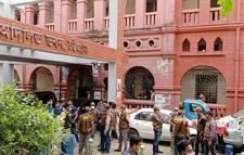 শাস্তির রায় শুনে কাঠগড়া থেকে দৌড়ে পালিয়ে গেলেন আসামি