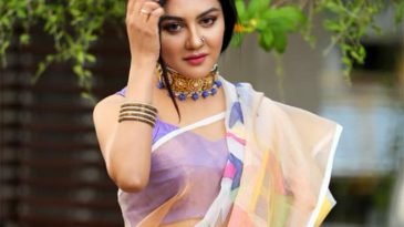 ফের কলকাতায় জয়া