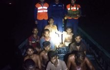 বঙ্গোপসাগরে ডুবে যাওয়া জাহাজ থেকে ১০ ক্রু উদ্ধার