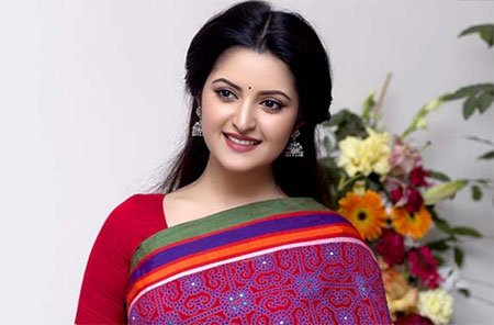 আজ আদালতে হাজির হবেন পরীমনি