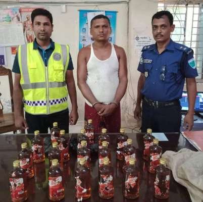 বড়লেখায় ভারতীয় মদসহ মাদক কারবারি আটক