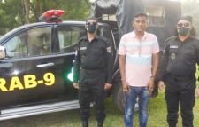 চাকরির প্রলোভনে লাখ লাখ টাকা আত্মসাৎ