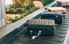 বিমানবন্দরে ট্র্যাভেল ব্যাগে ১৭ রাউন্ড গুলি