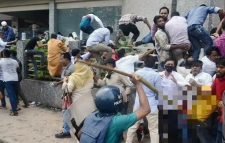 রাজধানীতে বিএনপি নেতাকর্মীদের সঙ্গে পুলিশের সংঘর্ষ