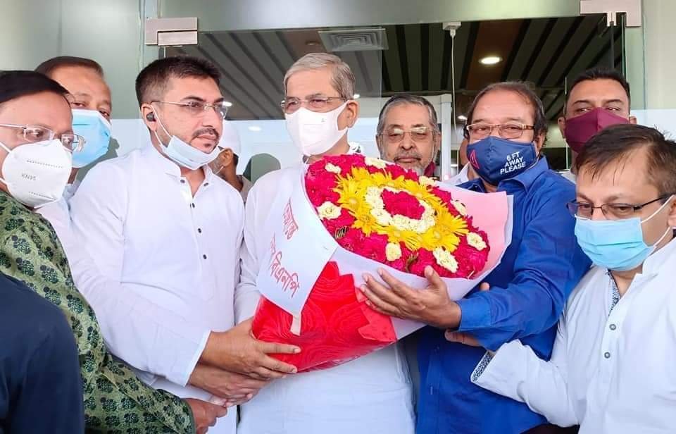 সিলেট এসে পৌঁছালেন মির্জা ফখরুল