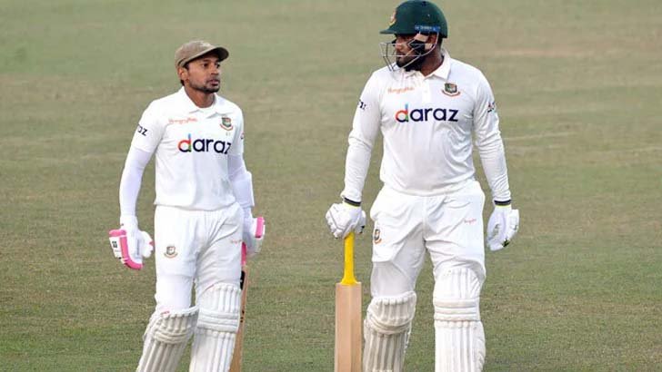 মাথায় বলের আঘাত, ক্রিজ থেকে হাসপাতালে ইয়াসির