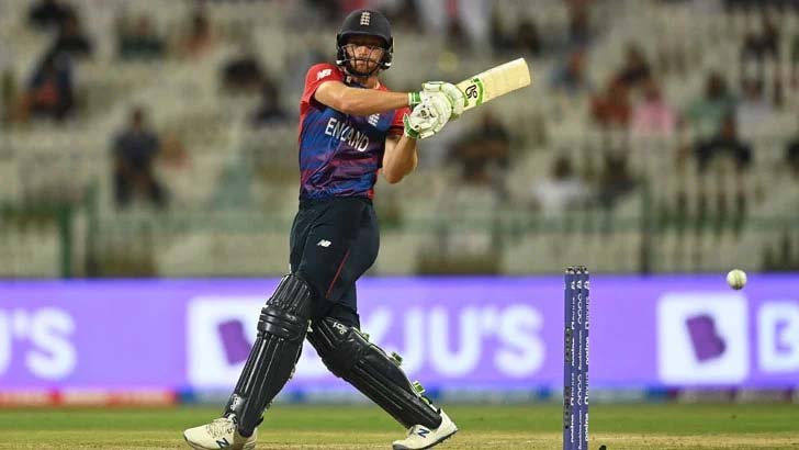 ৫৩ রানে ২ উইকেট হারাল ইংল্যান্ড