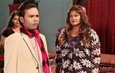 এক সিনেমায় মুনমুন-হিরো আলম