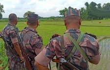 সীমান্তে বিএসএফের গুলিতে ২ বাংলাদেশি নিহত