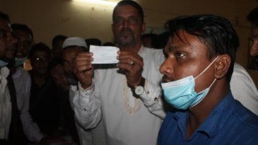 ফুটবল প্রতীক পেলেন  মেম্বার প্রার্থী ফয়জুল হোসেন