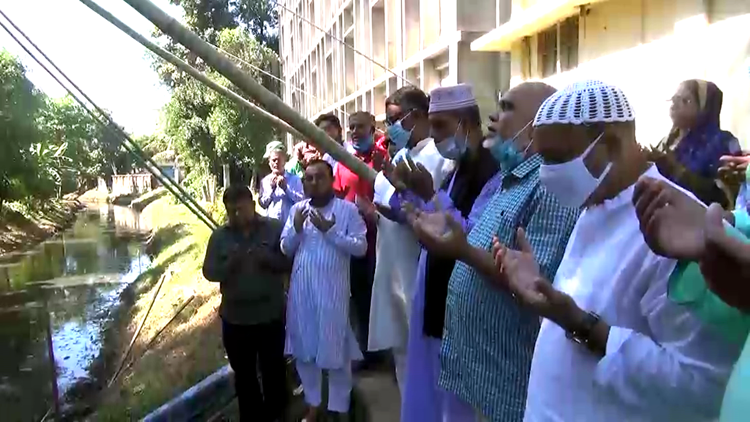 কুদালী ছড়ায় ২৪ কোটি টাকা ব্যায়ে স্থায়ী গাইড ওয়াল কাজের উদ্বোধন