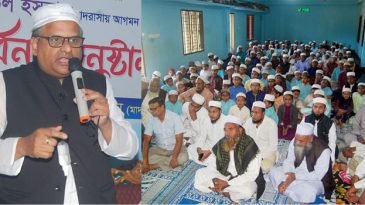 নিজ এলাকায় ধর্মীয় প্রতিষ্ঠান নির্মাণ কাজে সামিল থাকা উচিত: স্যার এনাম উল ইসলাম