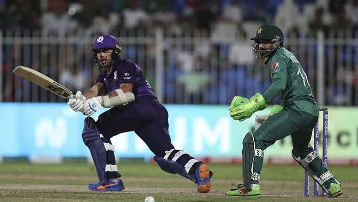 পাকিস্তানের পাঁচে পাঁচ