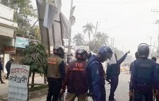 হবিগঞ্জে পুলিশ-বিএনপি সংঘর্ষ, গুলি, আহত ৩০