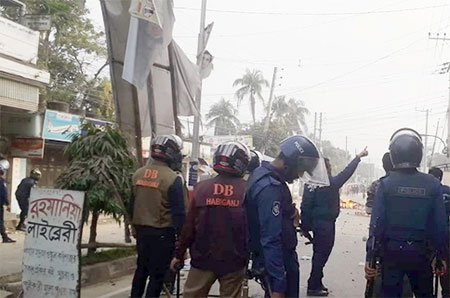 হবিগঞ্জে পুলিশ-বিএনপি সংঘর্ষ, গুলি, আহত ৩০