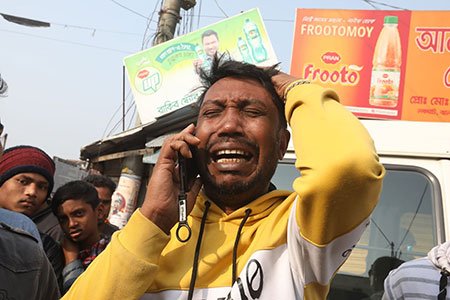 ‘আমার আর কেউ রইল না মা’