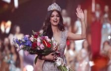 হলিউডেও পা রাখতে চান হারনাজ সান্ধু