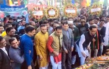 সুবর্ণজয়ন্তী ও বিজয় দিবসে মহানগর স্বেচ্ছাসেবক লীগের শ্রদ্ধাঞ্জলি নিবেদন