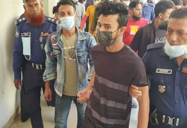 বেগমগঞ্জে নারীকে বিবস্ত্র করে নির্যাতনের ঘটনায় ১৩ আসামিকে ১০ বছর করে কারাদণ্ড