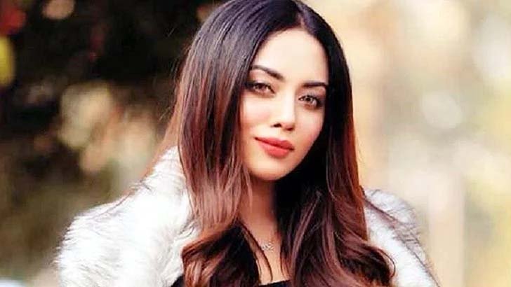 তমা মির্জাও কি ভিন্নপথে হাঁটছেন