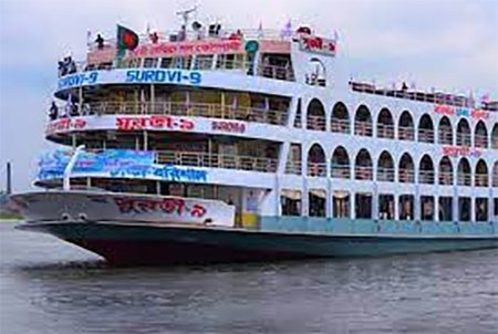 মাঝনদীতে ফের লঞ্চে আগুন, বড় দুর্ঘটনা থেকে রক্ষা পেল যাত্রীরা