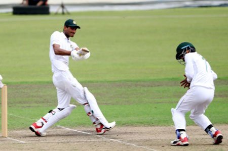 ‘ডাক’ মেরে লজ্জার রেকর্ডে নাঈম শেখ