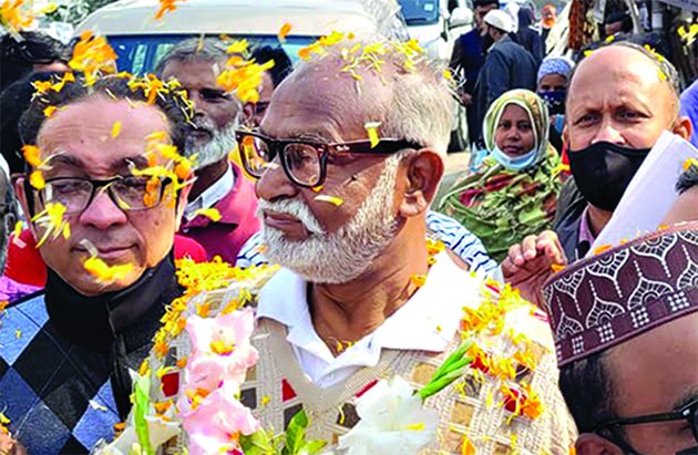 দিনভর প্রচারণা বহর ছোট করেছেন তৈমূর