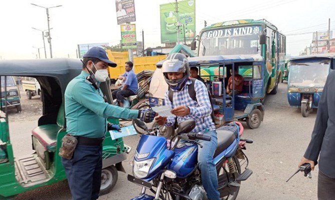 সিলেটে আরো কঠোর হচ্ছে ট্রাফিক পুলিশ, একদিনে যত মামলা-জরিমানা